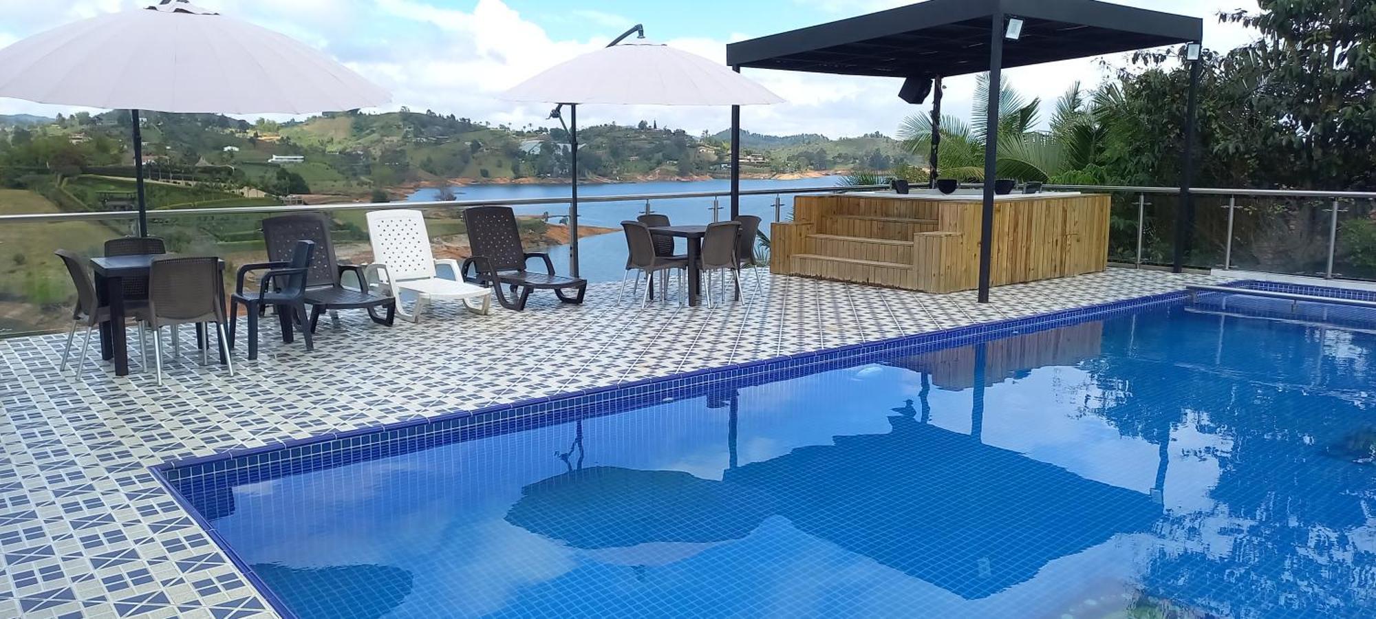Hotel Mirador Cielo Blue El Penol  Bagian luar foto