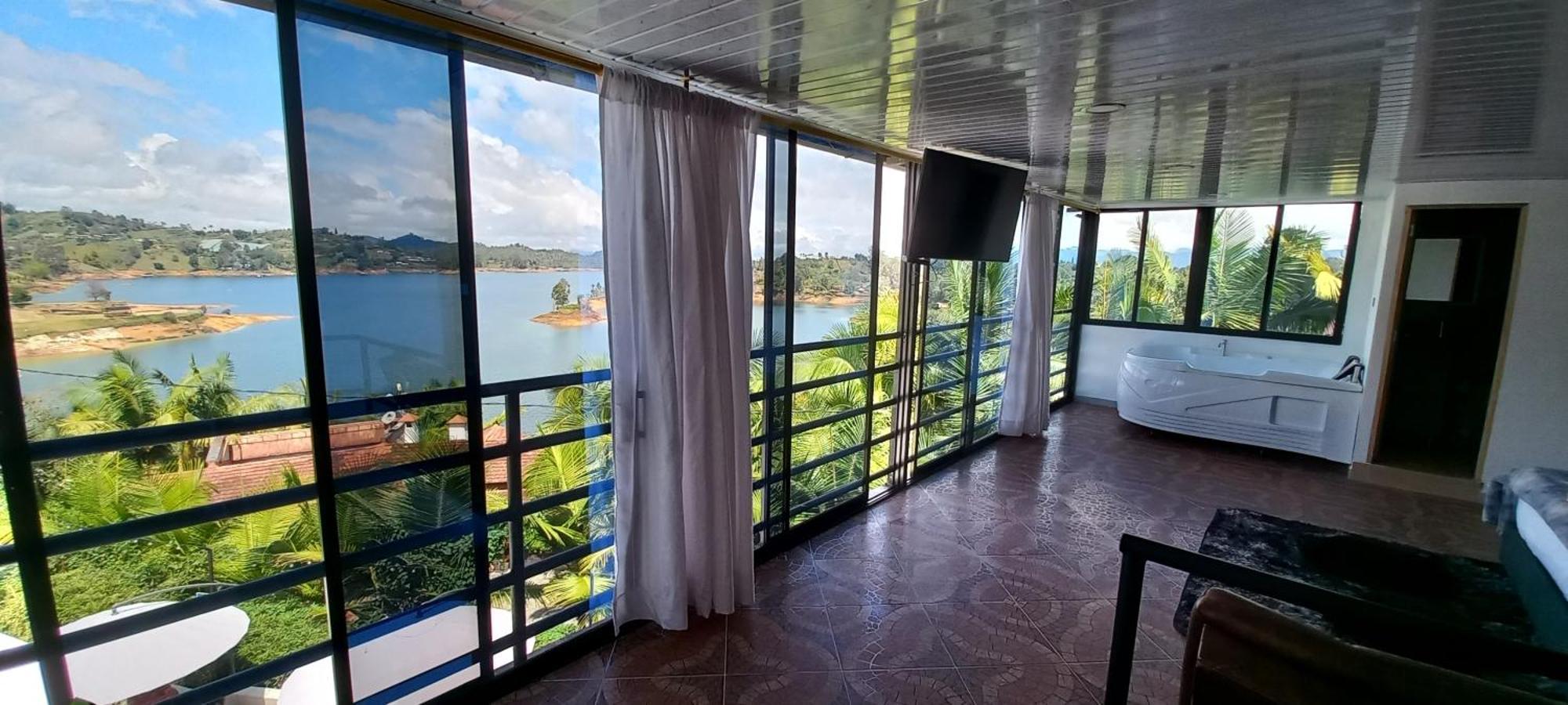 Hotel Mirador Cielo Blue El Penol  Bagian luar foto