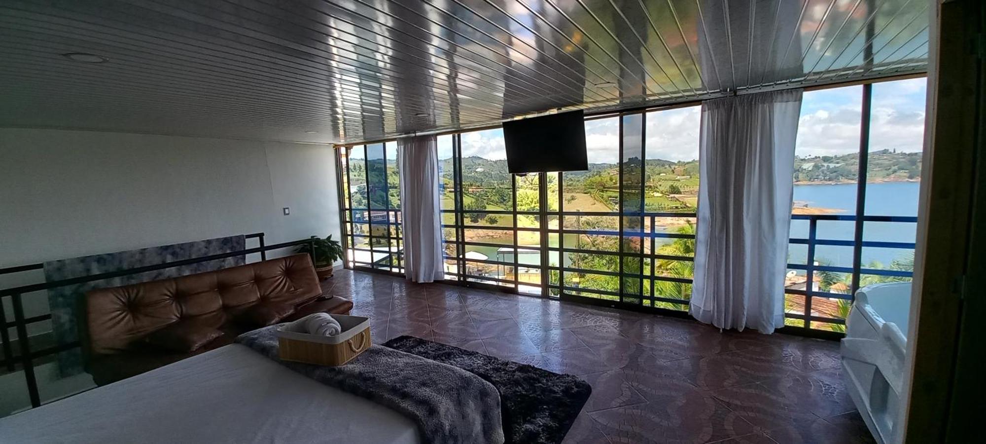 Hotel Mirador Cielo Blue El Penol  Bagian luar foto
