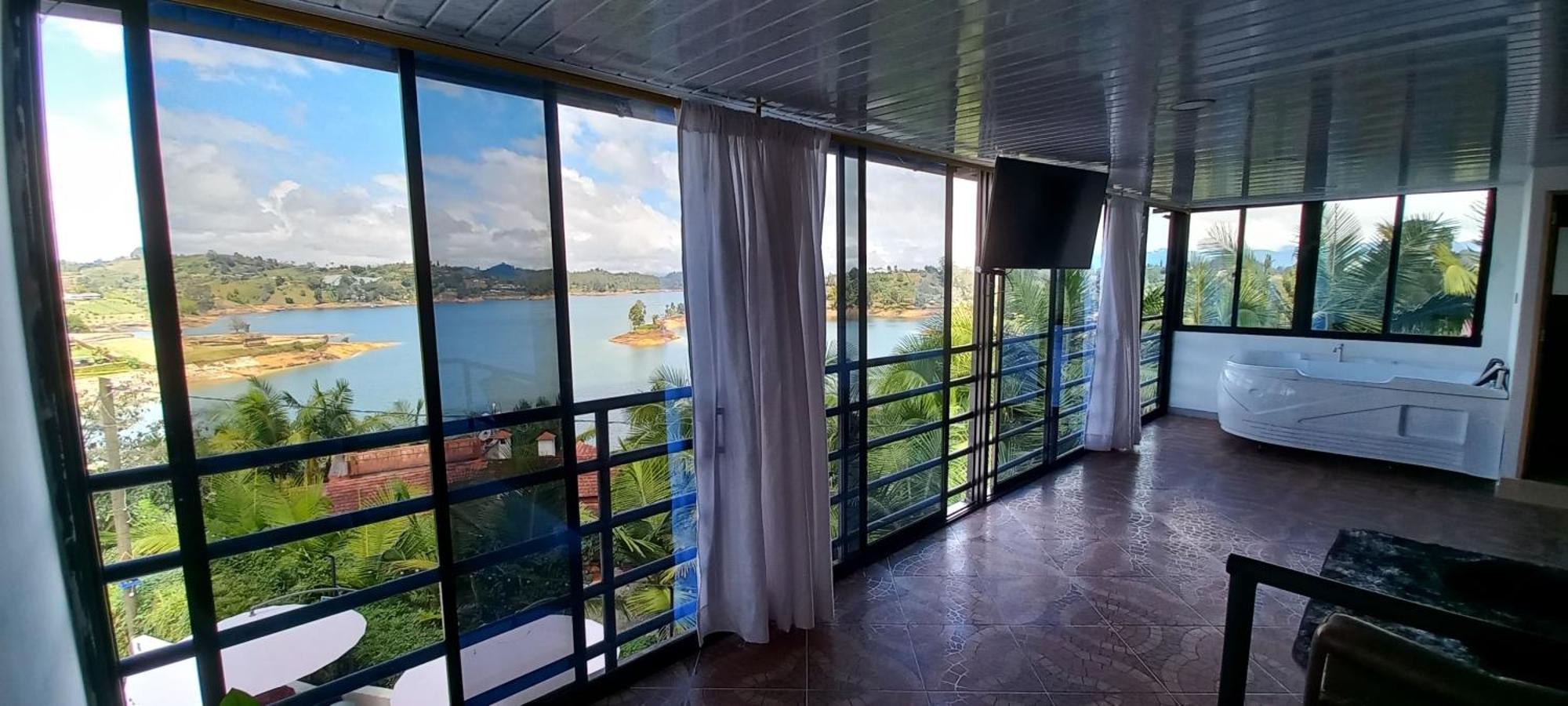 Hotel Mirador Cielo Blue El Penol  Bagian luar foto